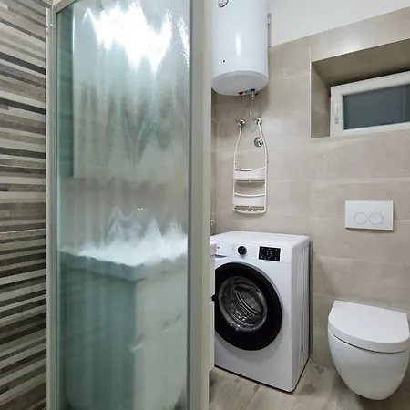 Kapetan Toni - Seafront Ap. *