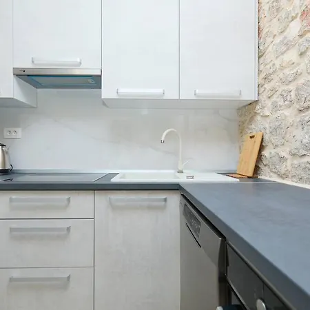 Kapetan Toni - Seafront Ap.