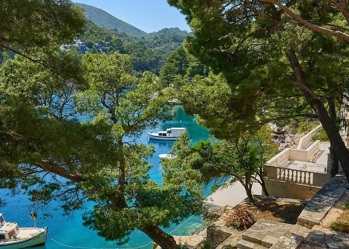 Kapetan Toni - Seafront Ap. Sobra